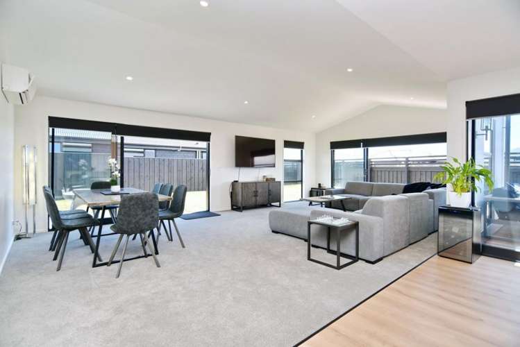 17 Angus Place Rangiora_2