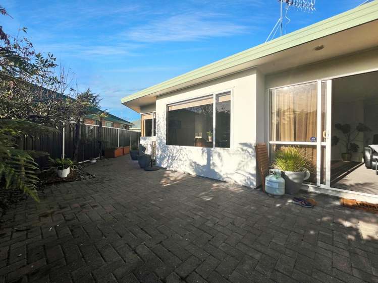 26 Kensington Drive 10792_14