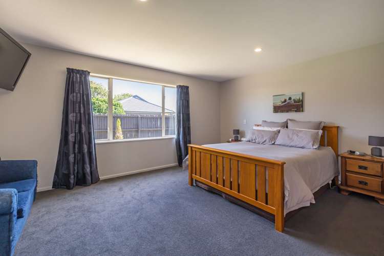 16 Ballymena Drive Belfast_10