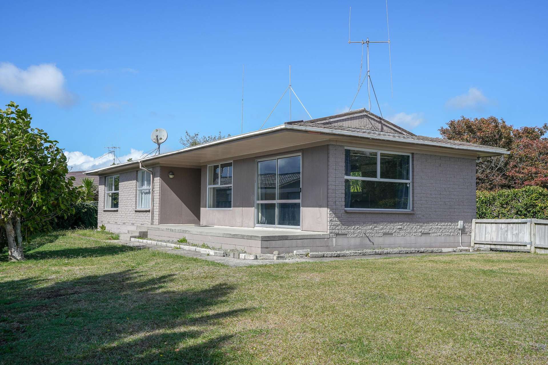 5 Leonard Place Dinsdale_0