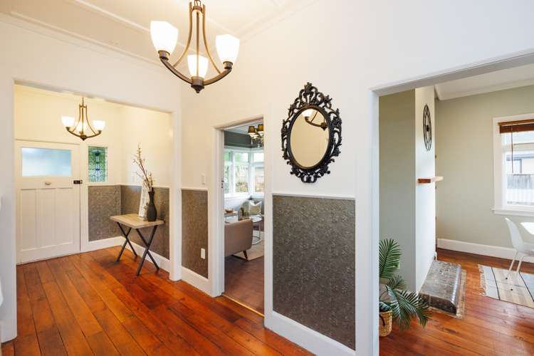 223 College Street West End_14