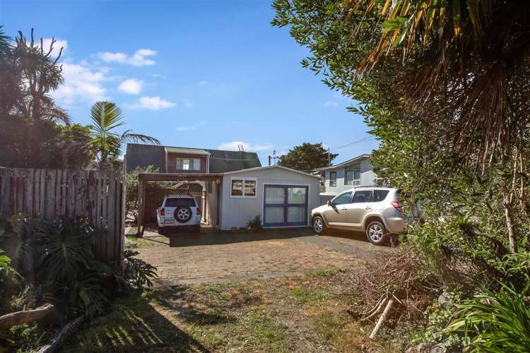 13 Shelly Beach Road Surfdale_18