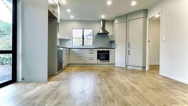 8 Idesia Place Totara Heights_25