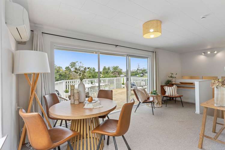 36 D'Oyly Drive Stanmore Bay_8