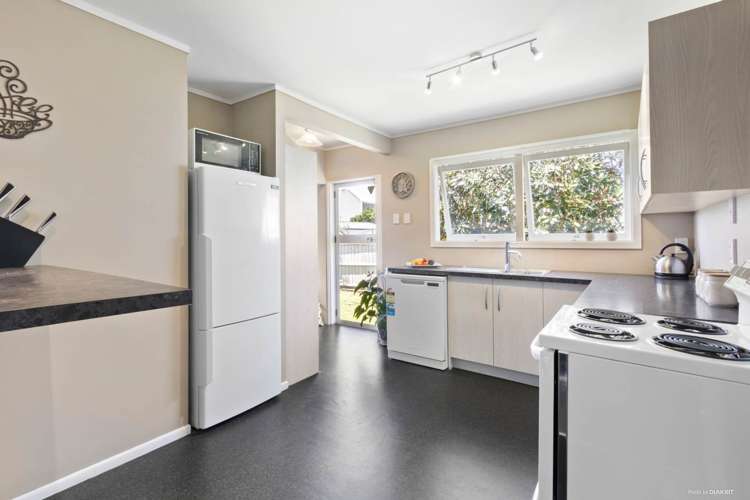 1/37 Garelja Road Henderson_10