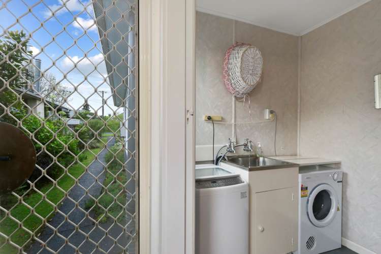 10 Helga Crescent Te Atatu Peninsula_14