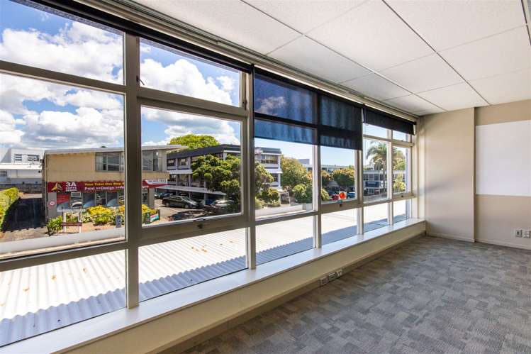Suite 3/16-18 Anzac Street Takapuna_3