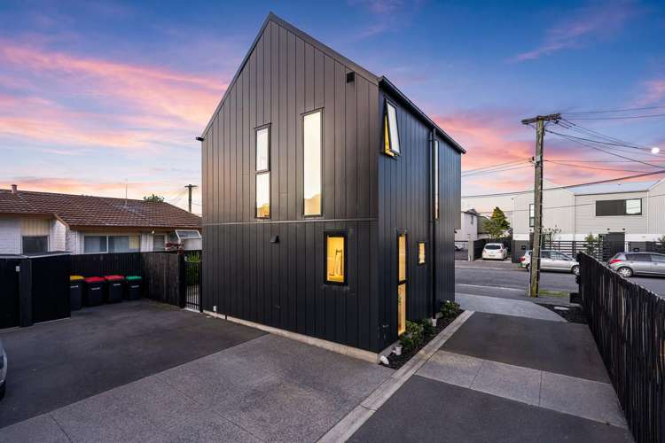1/42 Dickens Street Addington_20