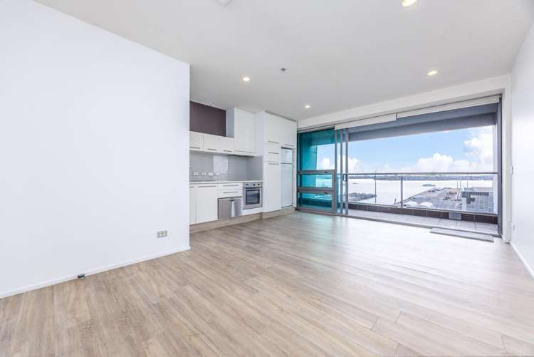 915/2 Beach Road Auckland Central_8