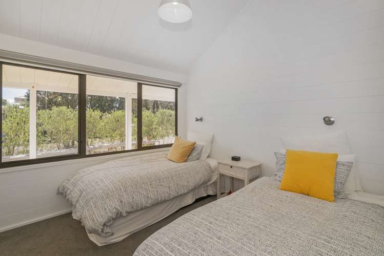 1 Mccormick Place Pauanui_15