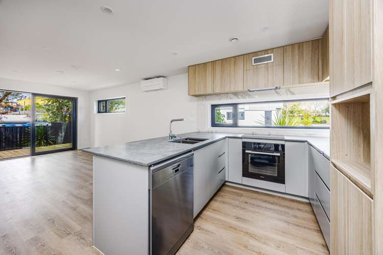 Unit 4/23-25 Sullivan Avenue Mangere Bridge_4