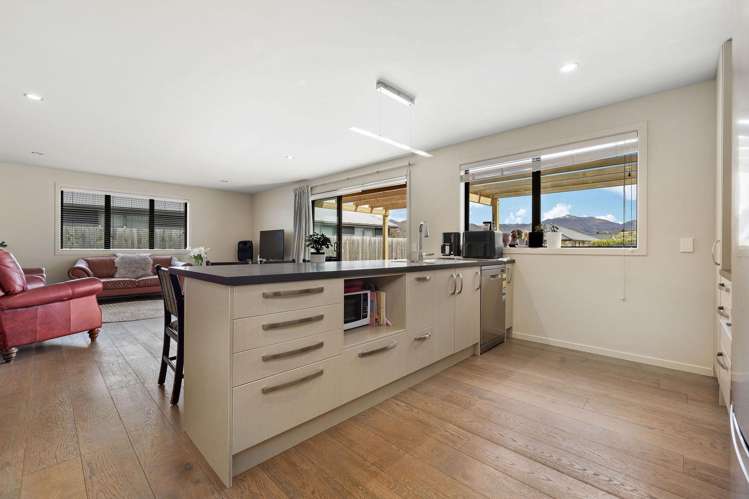 60 Risinghurst Terrace Lower Shotover_5