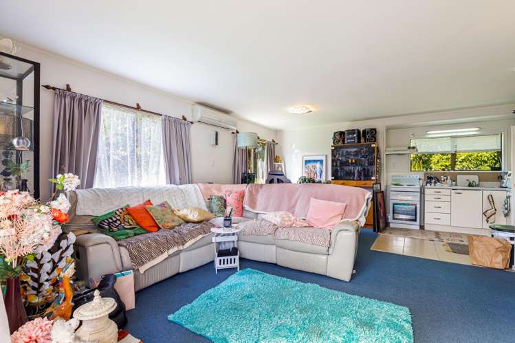 255 Te Atatu Road Te Atatu South_15