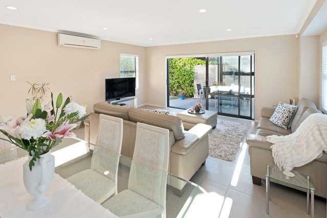 1 Lorenzo Way Flat Bush_1