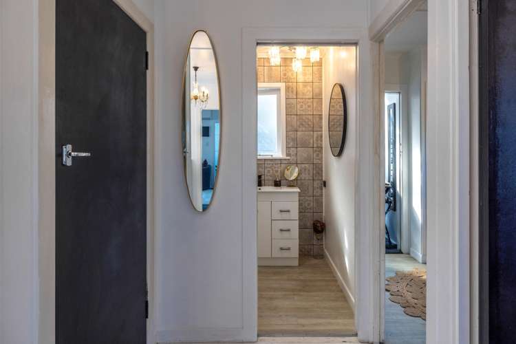 5 Wellington Road Surfdale_18