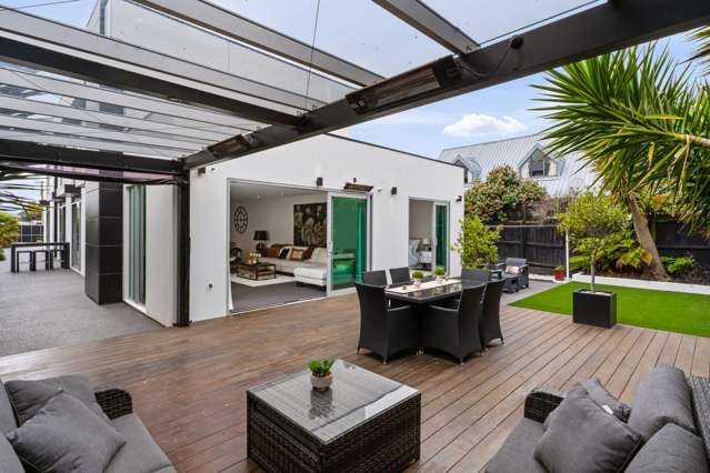 19 Devonport Lane Merivale_1