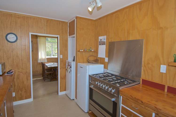 31 Tui Terrace Waipori Falls_10