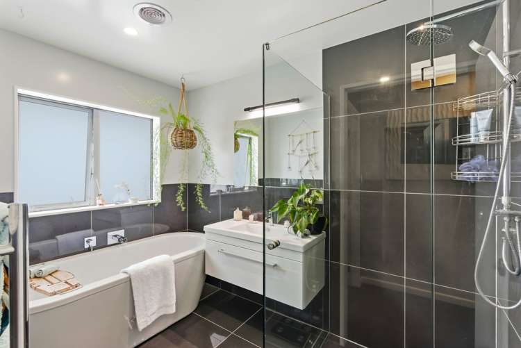 8 Otupoa Way Paraparaumu_18