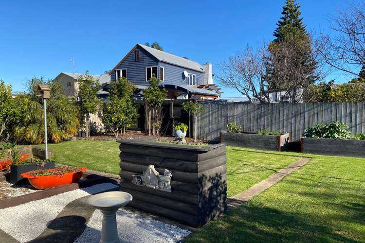 33 West Crescent Te Puru_23