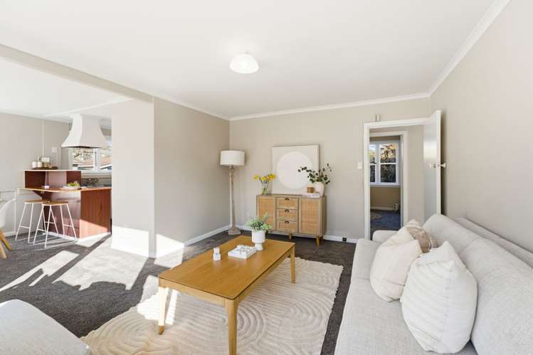 384 Hills Road_3