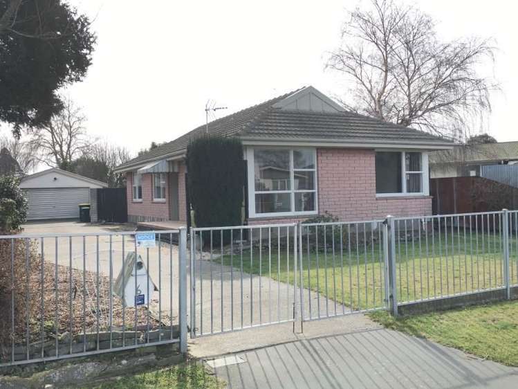 6 Davidson Crescent Hornby_0