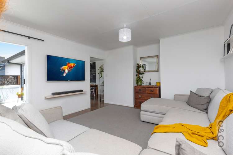 38 Queen Street Riverhead_15