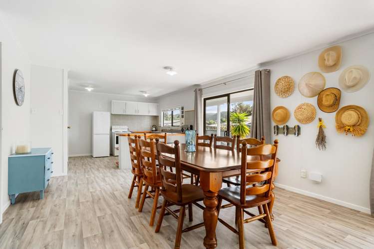 305a Chartwell Avenue_5