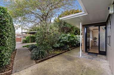 1/37 Peek Street_4