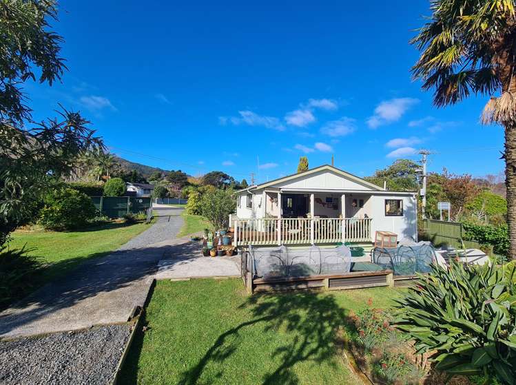 15 Driving Creek Road Coromandel_1