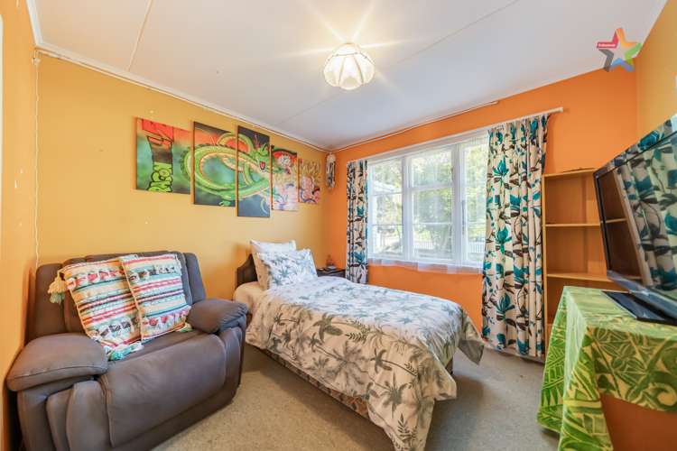 7 Hine Road Wainuiomata_10