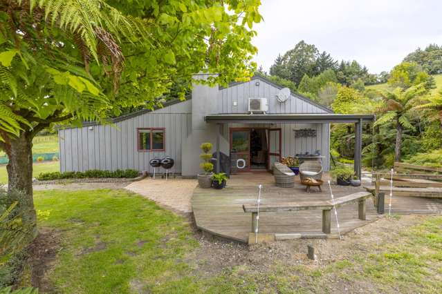 A rare lifestyle opportunity in Acacia Bay