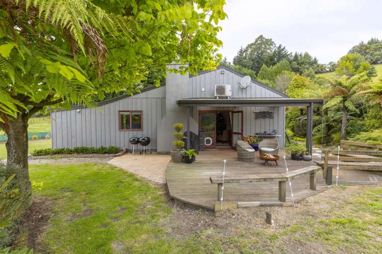 1/160 Acacia Heights Drive_0