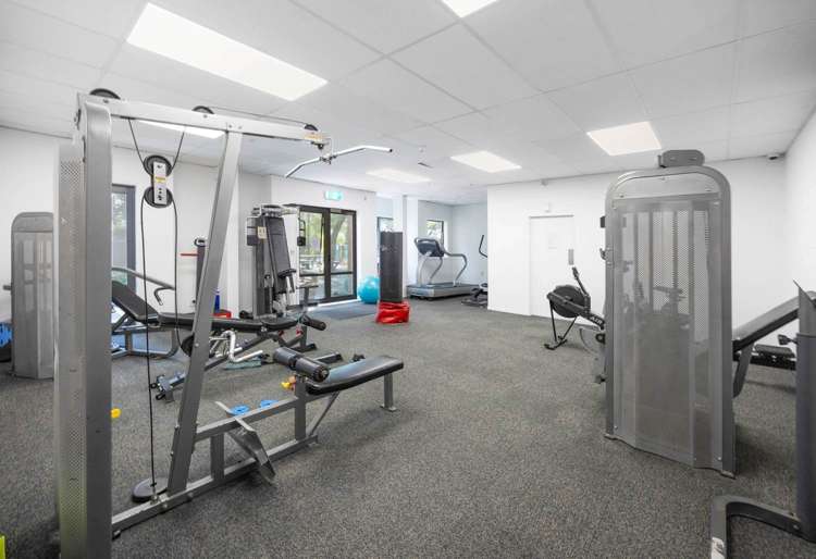 5k/10 Crown Lynn Place New Lynn_8
