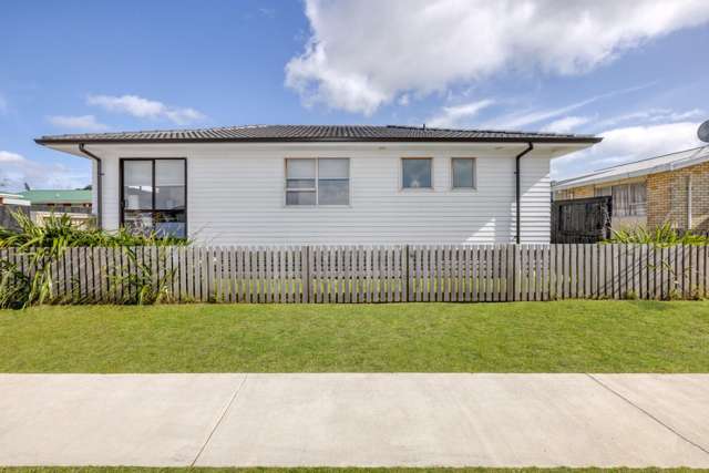 15A Gobray Crescent Mt Maunganui_3