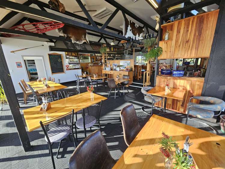 7370 State Highway 6 Charleston_7