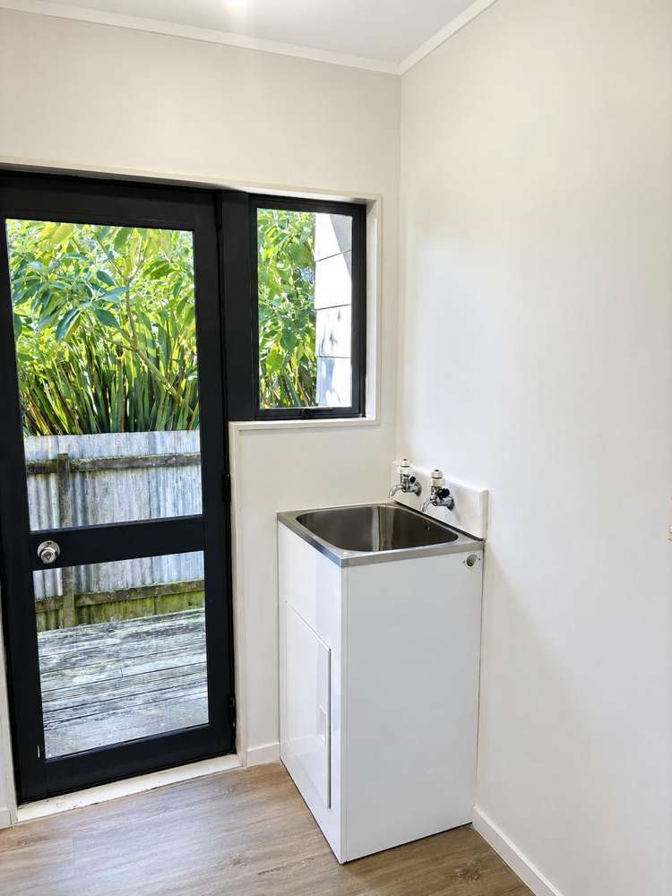 56B Sutton Crescent Papakura_15