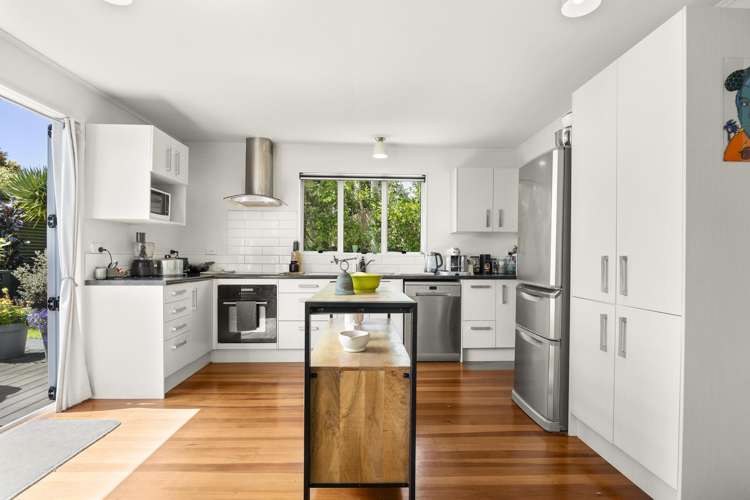 42 Tuarangi Road_2