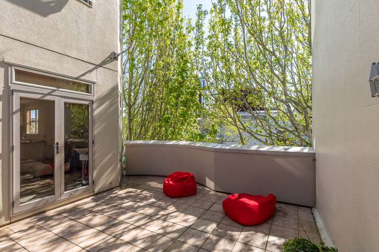 1/2 Upper Queen Street Auckland Central_1