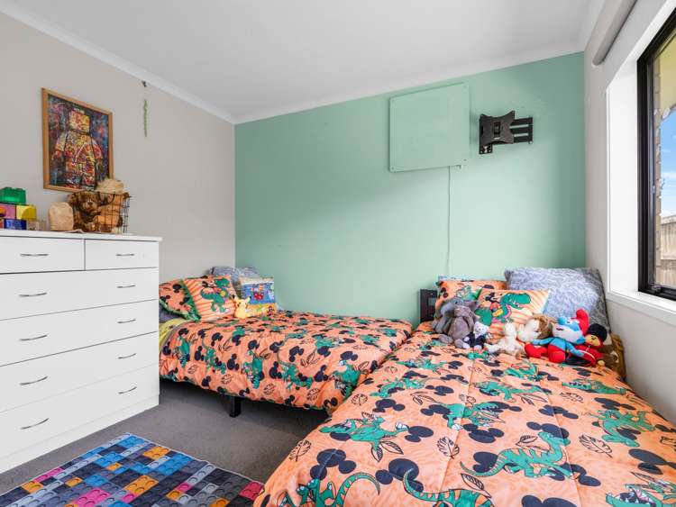 15 Carroll Place Owhata_14