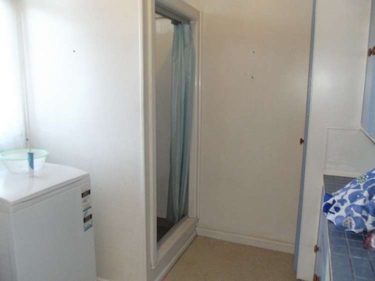 8 Nelson Crescent Napier South_11