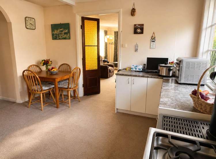 8 Leicester Street_4