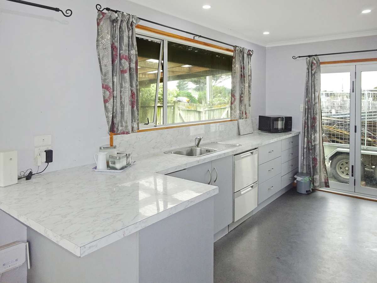 40 Himatangi Street_2