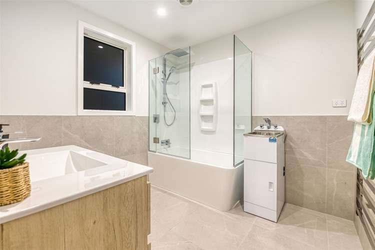 5 Duchess Way Riverhead_9