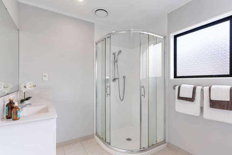 2/133 Pah Road Royal Oak_12