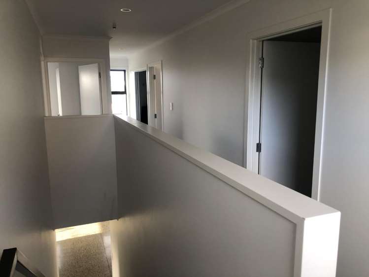 65 Featherstone Drive 2743_9