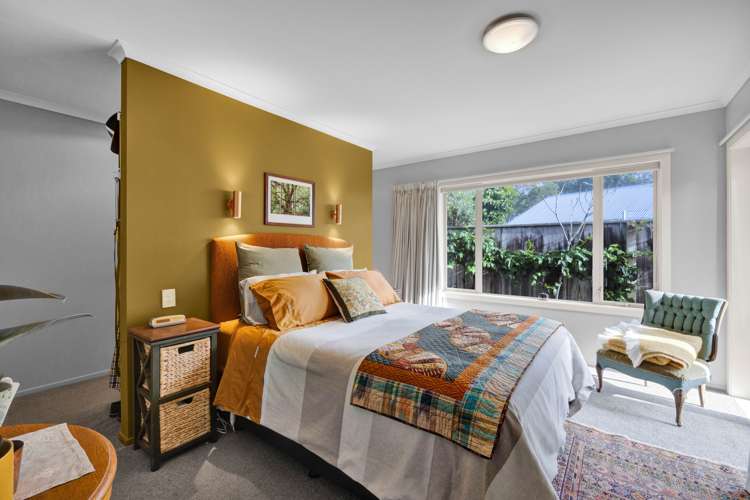 29d Baring Terrace Strandon_14