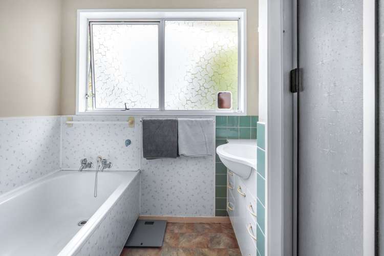 32 Caernarvon Street Dinsdale_11