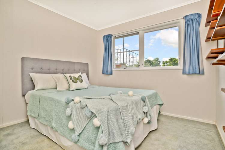 910 River Road Queenwood_14