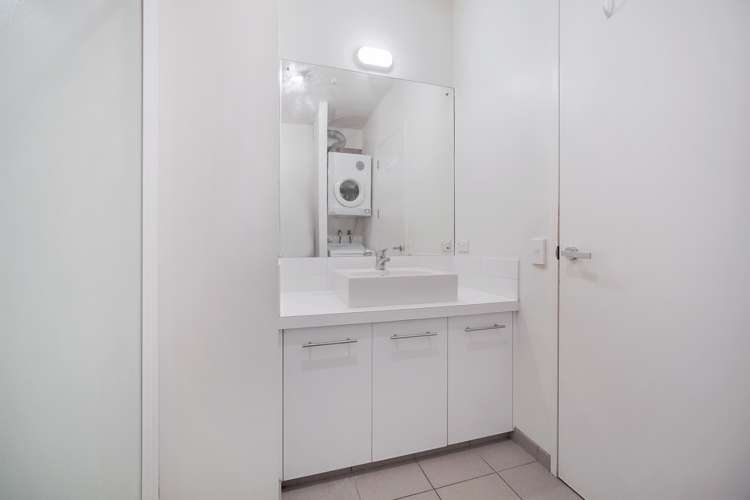 303/155 Beach Road Auckland Central_9