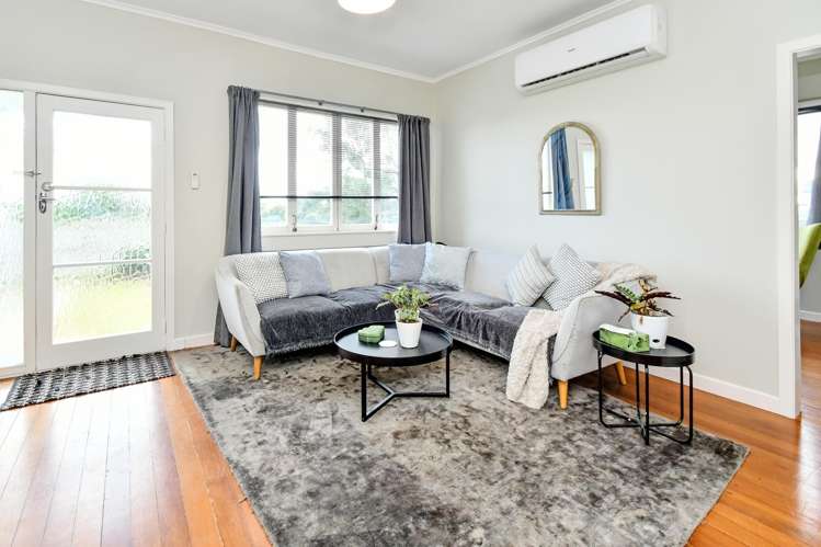 31 Thomas Road Mangere_1